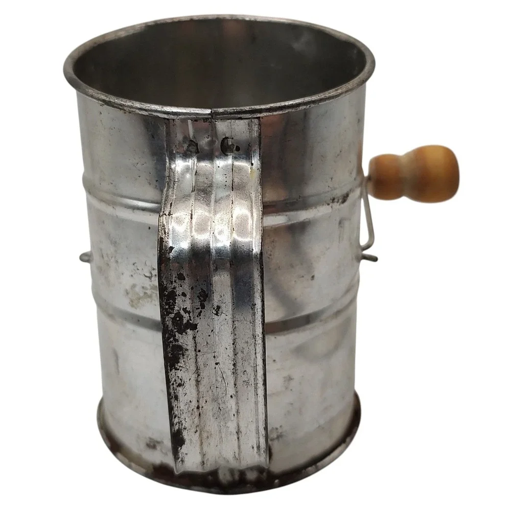 Vintage‎ Metal One Cup Flour Sifter Wood Knob Country Kitchen Farm Living SEE